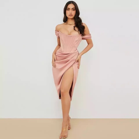 House of CB Dresses & Skirts - Blush Loretta for Buyer Size Medium